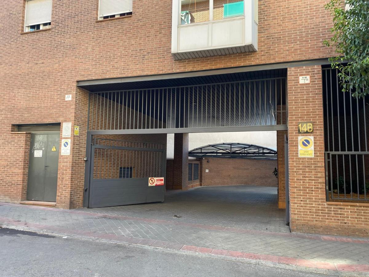 Apartamento En Madrid Rio Con Parking Gratuito Exterior foto